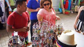 Alcaldía de Panamá busca poner orden en la buhonería en áreas de gran flujo peatonal