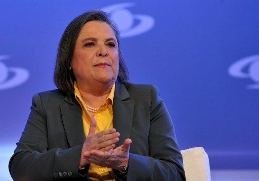 Clara López: defender DDHH en Colombia tiene pena de muerte