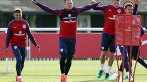 Rooney no será titular en selección inglesa ante Eslovenia