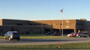 Un muerto en tiroteo en escuela secundaria de Kentucky