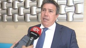 Ministro de Obras Públicas cuestionado por decir que no ha caído en huecos