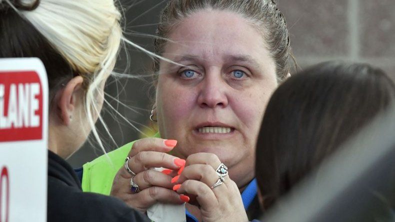 Kentucky: 2 muertos en tiroteo en tienda; agresor preso