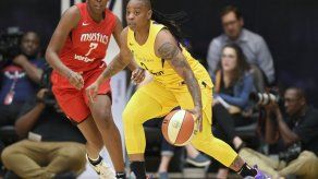 WNBA suspende a jugadora por violencia doméstica