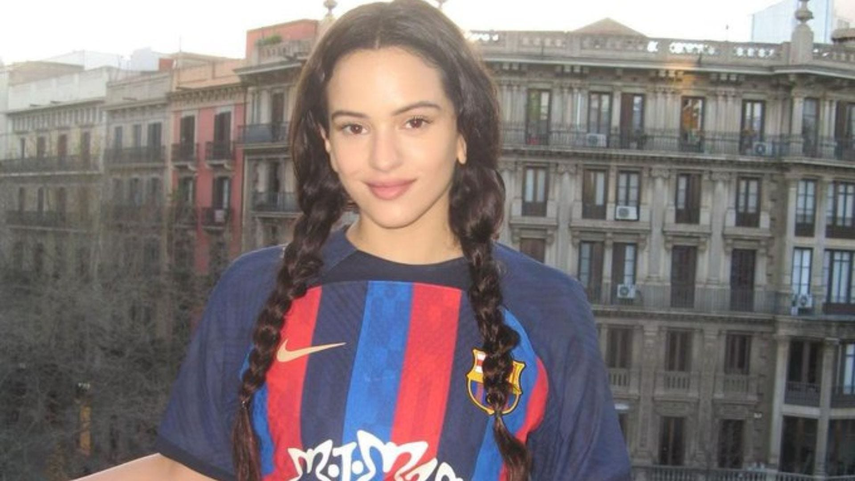 Rosalía y su Motomami estarán en la camiseta del Barcelona para el Clásico