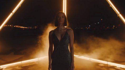 ¿Quién es la doble de Dua Lipa que aparece en el videoclip de Sebastián Yatra?