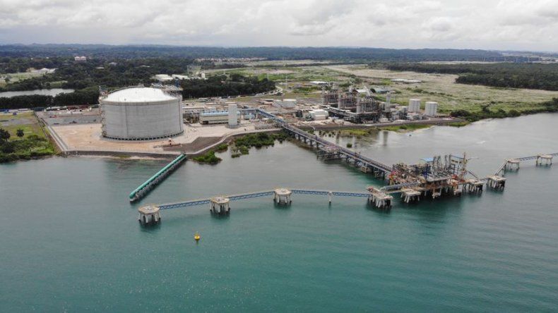 Cortizo asegura que la nueva Terminal de GNL reducirá los precios de la energía para los usuarios