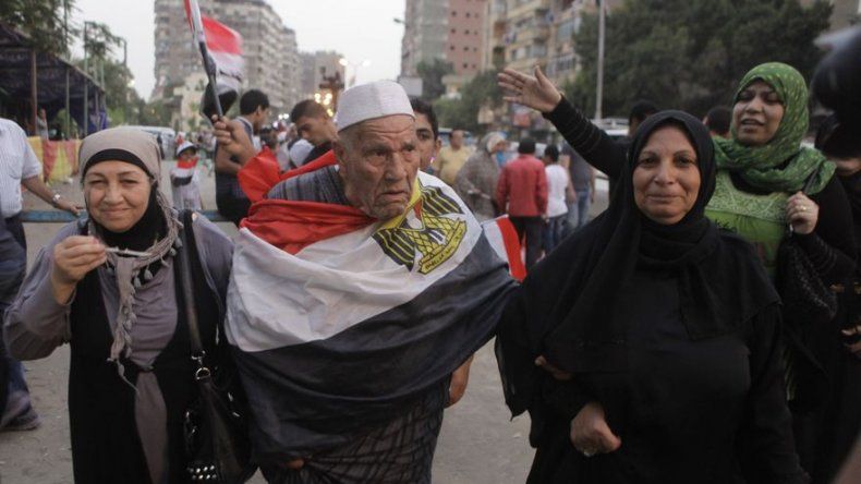 Urnas en Egipto abren por 3er día, pocos votantes