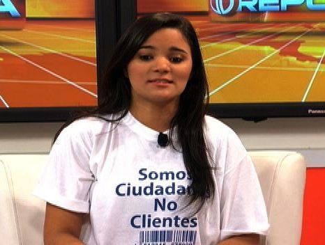 Ciudadanos, no clientes, jóvenes apelan al Pacto Ético en pro del país
