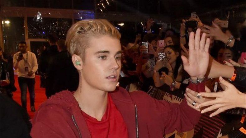 Justin Bieber se compara con Amy Winehouse