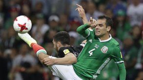 Confederaciones: Lesiones en México abren puerta a Márquez