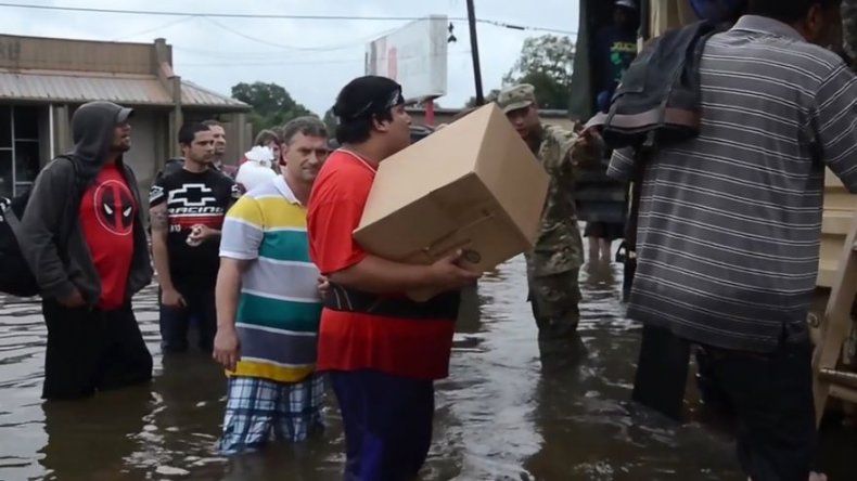 Seis muertos y 20.000 rescatados por fuertes inundaciones en Luisiana