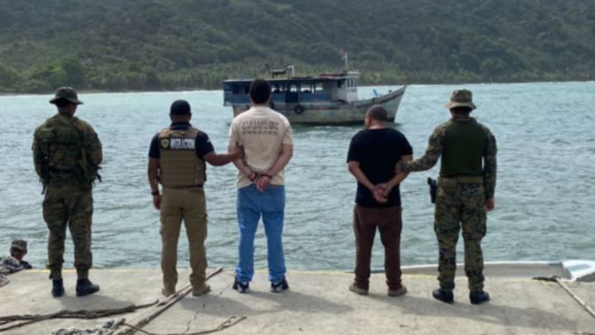 Migración inadmite a dos colombianos