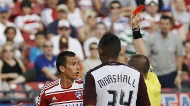 Blas Pérez expulsado en derrota del FC Dallas