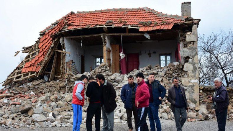 Dos terremotos de 5,3 grados sacuden Turquía