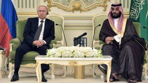 Rusia y Arabia Saudita sellan acuerdo petrolero