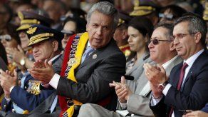 Por tensión en su país