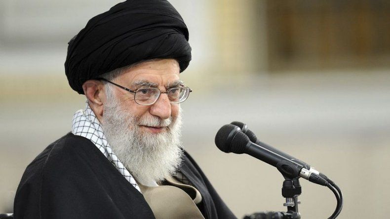Irán dice que tiene detenido a veterano de la Armada de EEUU