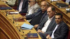 Acuerdo del Eurogrupo para un tercer rescate de hasta 86.000 M de EUR a Grecia