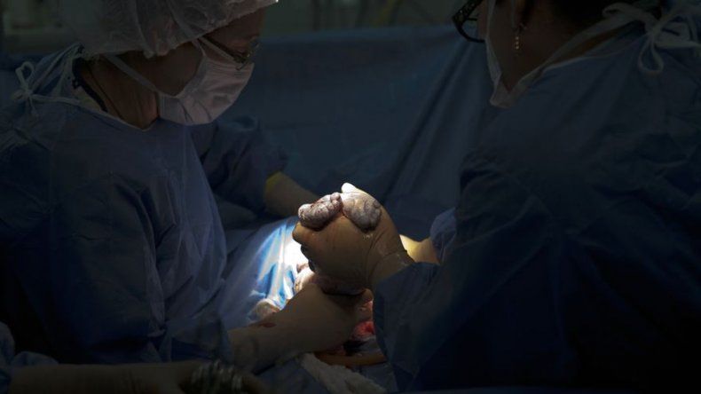 Brasil: Nuevas reglas para reducir epidemia de cesáreas