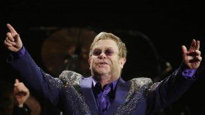 Los hijos de Elton John no heredarán toda su fortuna