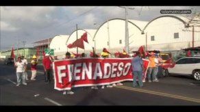 Frenadeso y Suntracs protestaron en Colón