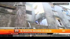 Video: Se incendia edificio en calle 14 de Colón