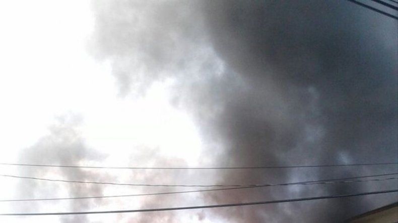 Más de 60 personas afectadas por el incendio en dos caserones en la ciudad de Colón