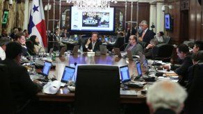 Gabinete autoriza licitar cuarta línea de transmisión eléctrica