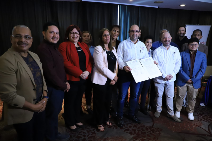 La Defensoría del Pueblo anuncia que se creará el Observatorio Nacional de Derechos Humanos LGBTIQ+