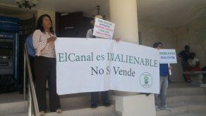 Residentes del área del Canal piden a la CSJ fallo contra trabajos en la avenida Omar Torrijos