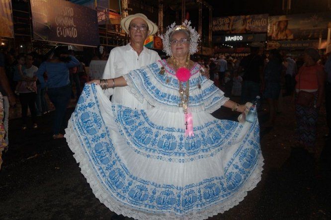 Tunas de caja y tambor tradicionales del Martes de Carnaval