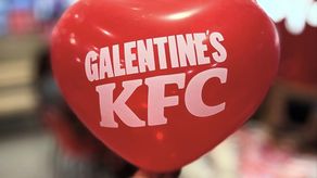 ¡Espectacular! KFC y Calle 7 celebran el primer Galentines
