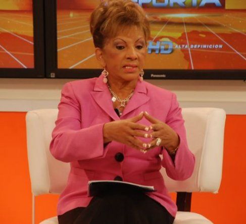 Preocupan razones de la renuncia de directora de Aduanas