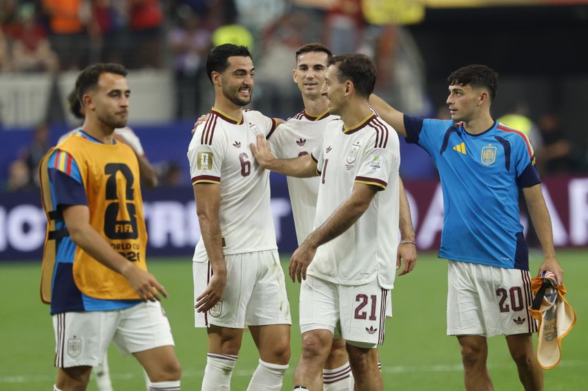 &nbsp;Jugadores de España tras ganar ante Portugal.&nbsp;