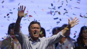 ¿Qué hay en juego en comicios celebrados en todo el mundo?