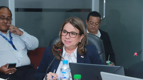 Ministra del MEDUCA, Maruja Gorday de Villalobos en la Asamblea Nacional.