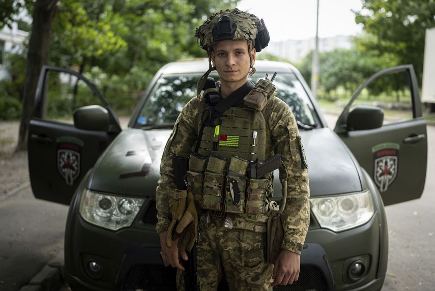 Serhiy Chornobryvetses un medico de 24 años de edad.