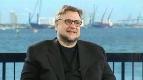 Del Toro llega con Perlman y Segura