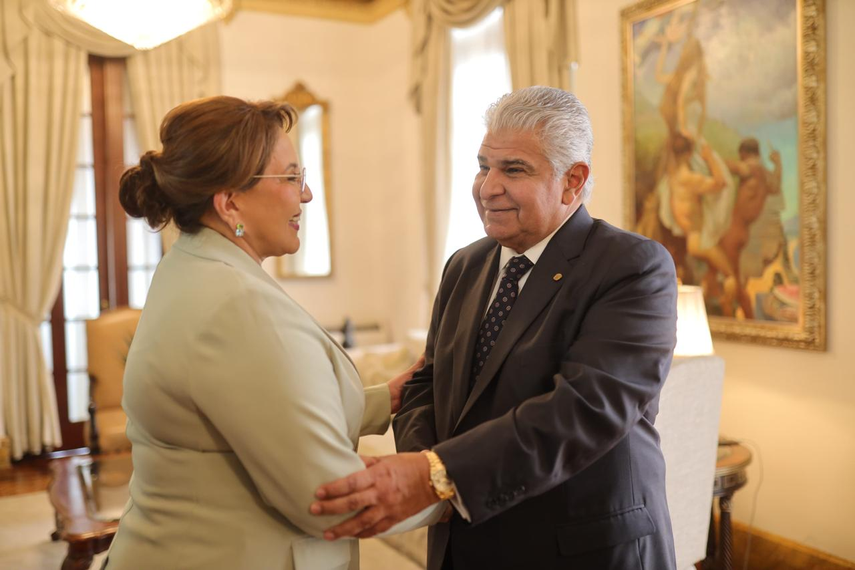 El presidente Mulino y Xiomara Castro fortalecen lazos de cooperación