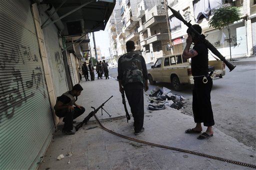 Rebeldes sirios acusan a Damasco estar detrás del atentado Beirut