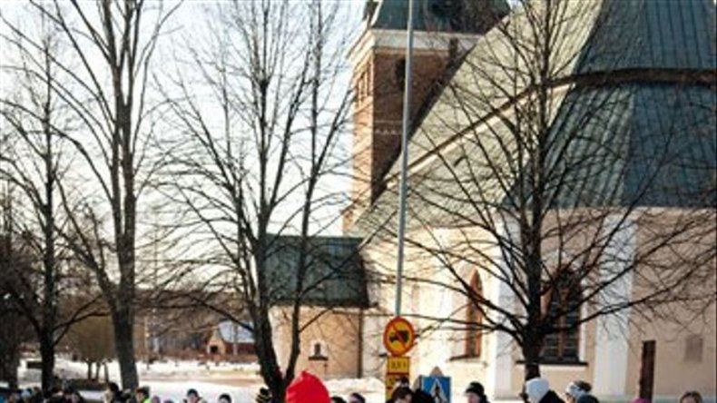 Pippa Middleton completa maratón de esquí en Suecia