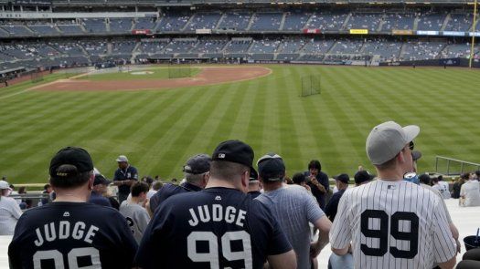 Judge otra vez lidera en camisetas vendidas, Altuve segundo