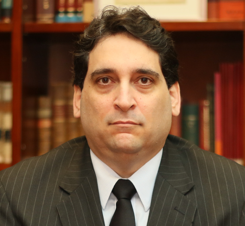 Camilo Váldes director de la DGI.