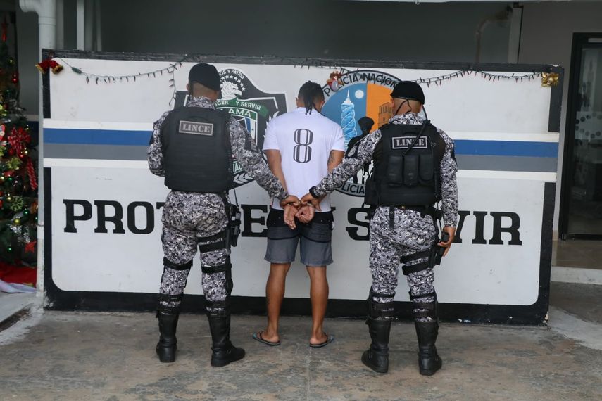 El sospechoso será puesto a órdenes de las autoridades correspondientes.