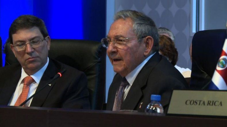 Castro exculpa a Obama sobre decisiones de EEUU, reafirma apoyo a Venezuela
