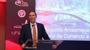 Augusto Arosemena renuncia al cargo de ministro de Comercio e Industrias