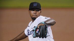 Humberto Mejía, lanzador panameño, vuelve a la actividad en Grandes Ligas