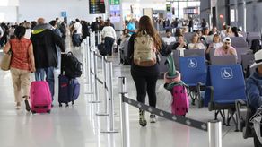 Los viajeros que ingresen al país no necesitarán presentar&nbsp; el QR e hisopados.