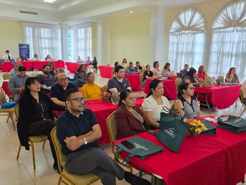 CSS realiza jornada para fortalecer la atención de pacientes.