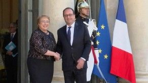Bachelet realiza visita oficial a Francia
